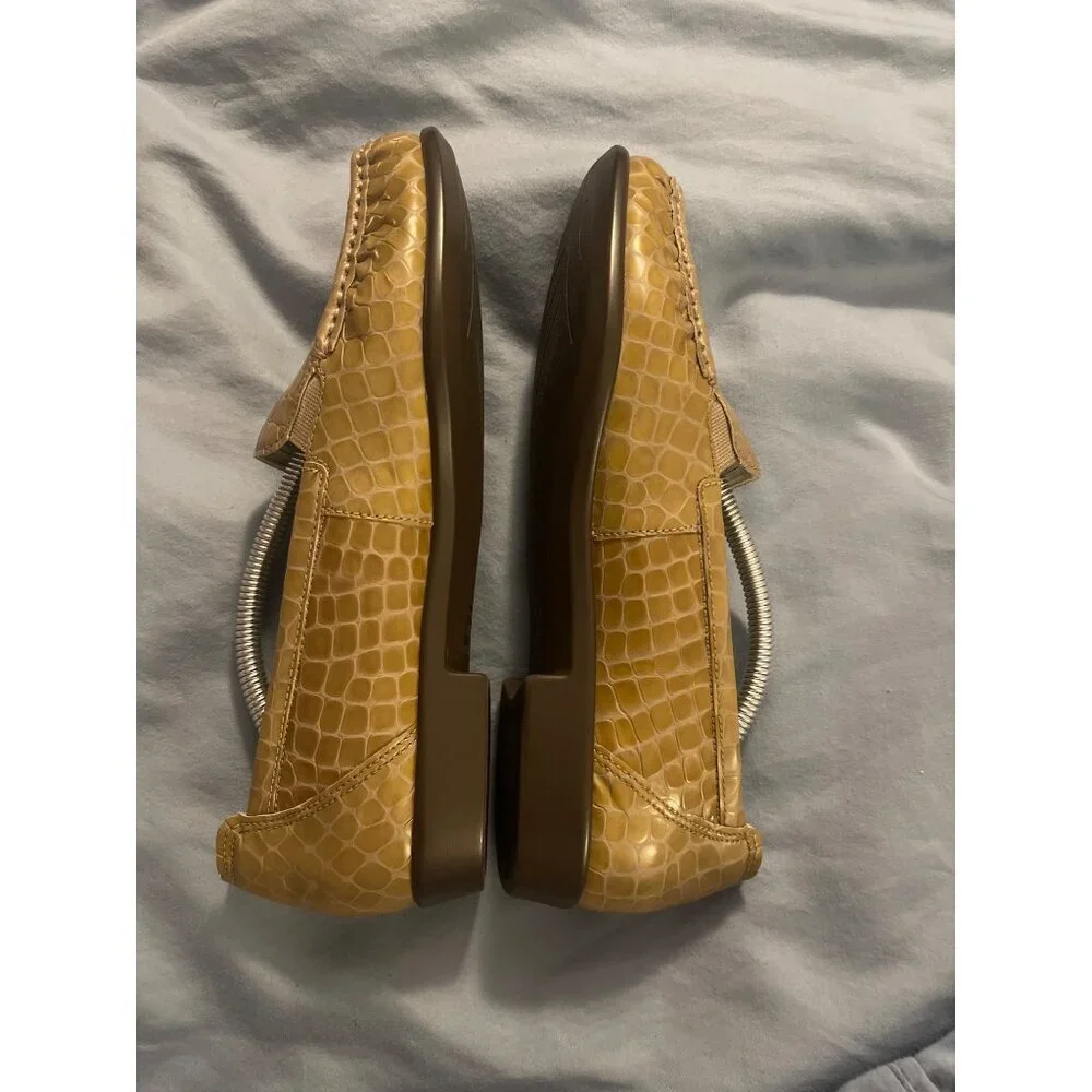 SAS Beige Croc-Embossed Leather Loafers‎ Size 8N Comfort Foot Bed USA